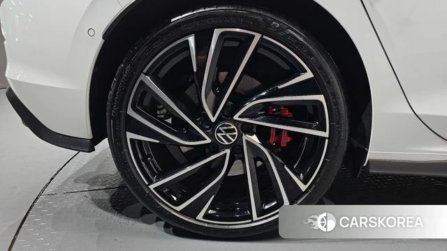 Volkswagen Golf 8th Generation id 4421825 из Кореи 13