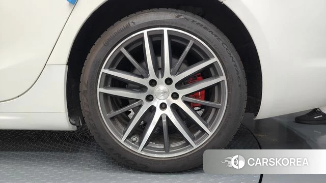 Maserati Ghibli id 4447876 из Кореи 13