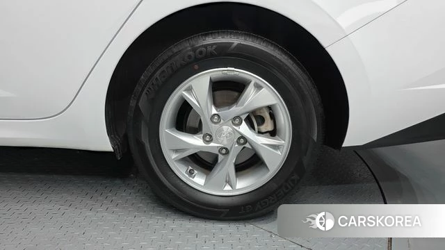 Hyundai Avante (CN7) id 4480957 из Кореи 13