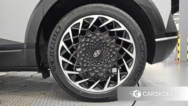 Hyundai Ionic 5 id 4863826 из Кореи 13