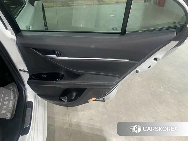 Toyota Camry id 4262396 из Китая 13
