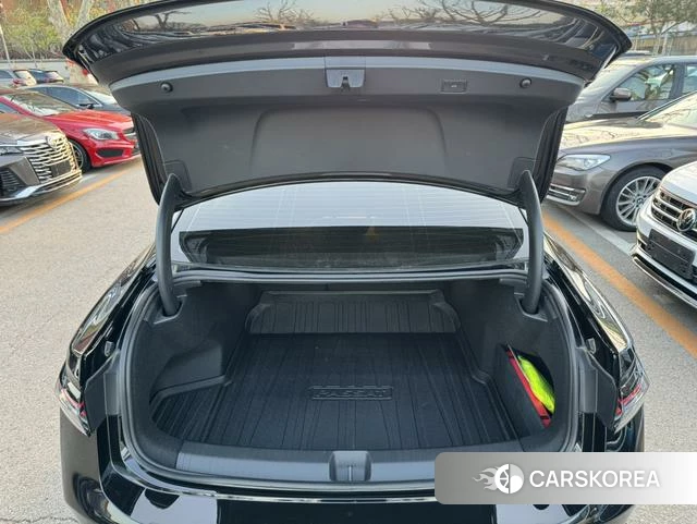 Volkswagen Passat id 3919453 из Китая 13