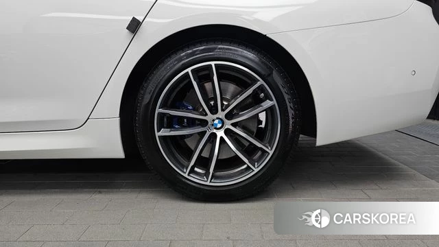 BMW 5 Series (G30) id 4636686 из Кореи 13