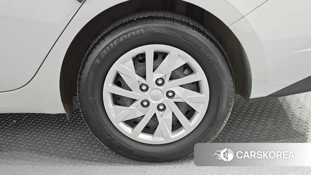Hyundai Avante (CN7) id 4693412 из Кореи 13