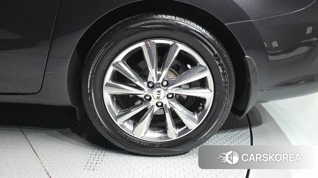 Kia The New Carnival id 4658196 из Кореи 13