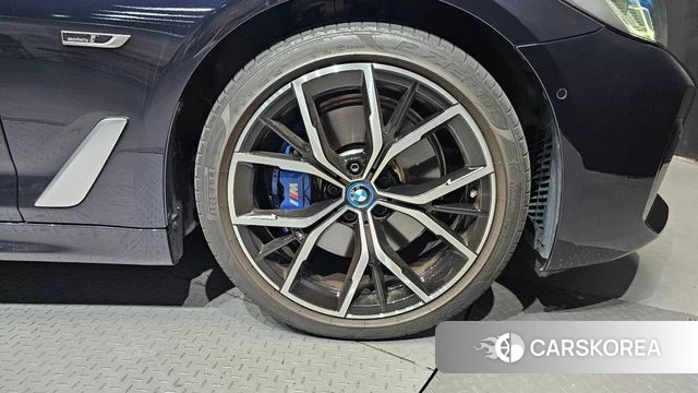 BMW 5 Series (G30) id 4624280 из Кореи 13