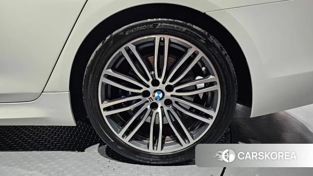 BMW 5 Series (G30) id 4446341 из Кореи 13
