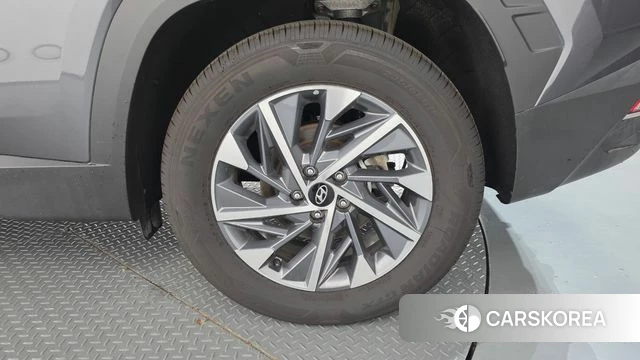 Hyundai Tucson (NX4) id 4880389 из Кореи 13