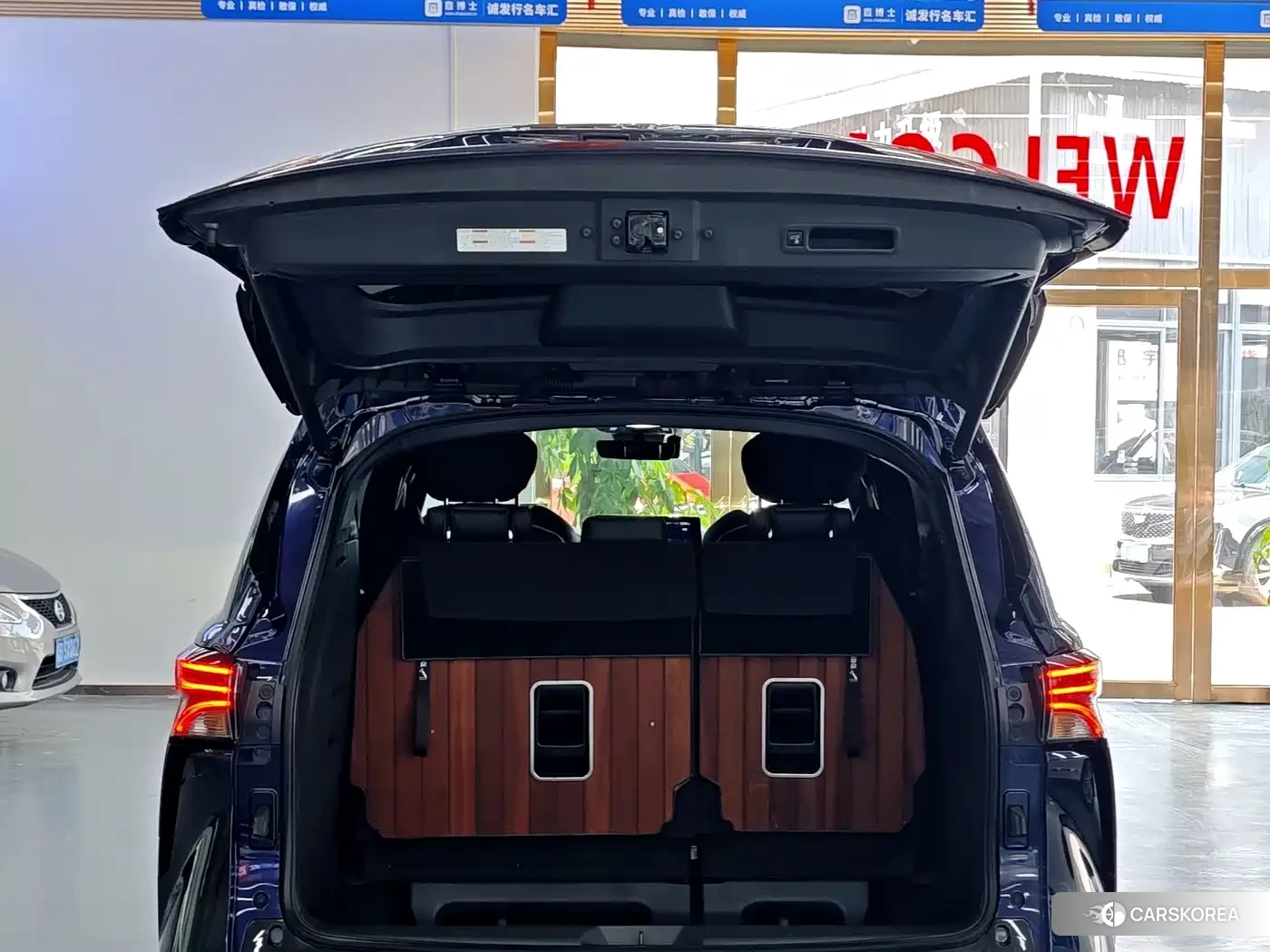 Toyota Sienna id 4617096 из Китая 13