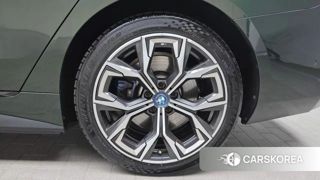 BMW i4 id 4779217 из Кореи 13