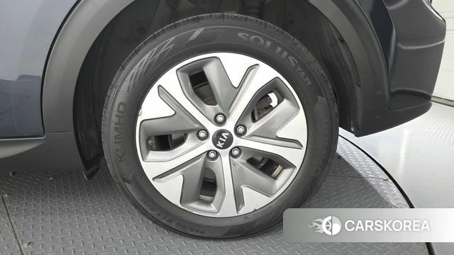 Kia Niro EV id 4900354 из Кореи 13
