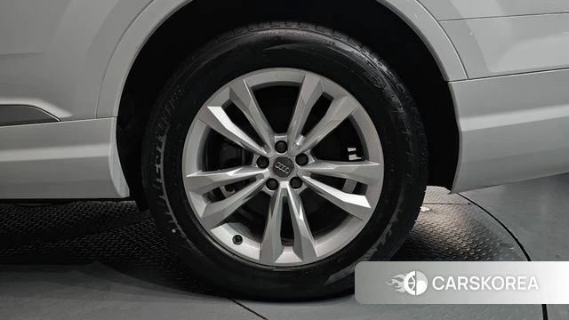 Audi Q7 (4M) id 4615009 из Кореи 13