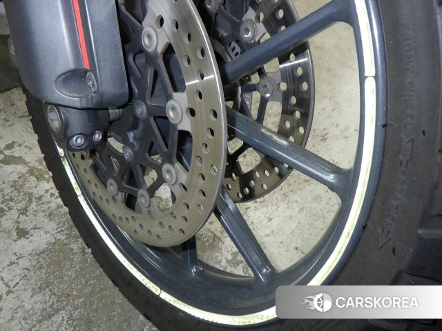 Triumph TIGER EXPLORER 1200 id 3946651 из Японии 13