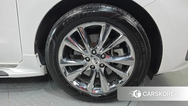 Kia The New Carnival id 4508569 из Кореи 13