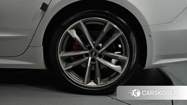 Audi A7 (4K) id 4495505 из Кореи 13