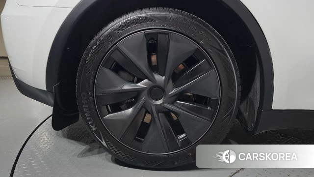 Tesla Model Y id 4778395 из Кореи 13