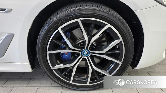 BMW 5 Series (G30) id 4750157 из Кореи 13