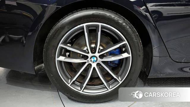 BMW 5 Series (G30) id 4245120 из Кореи 13