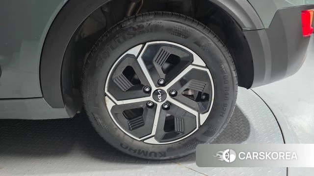 Kia Di Ol Nu Niro id 4854363 из Кореи 13