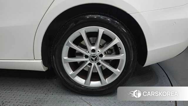 Mercedes-Benz A-Class W177 id 4482685 из Кореи 13