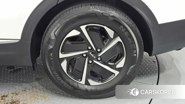 Kia Sportage 5th Generation Hybrid id 4618844 из Кореи 13