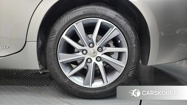 Lexus New ES300h id 4520890 из Кореи 13