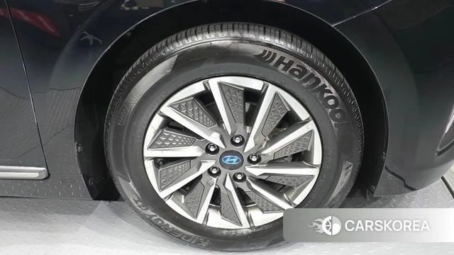 Hyundai The New Ionic Electric id 4434951 из Кореи 13