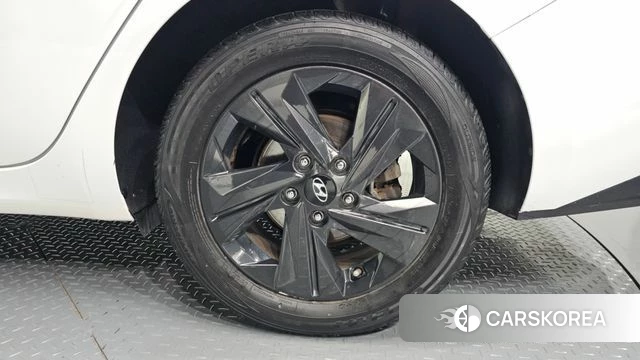 Hyundai Avante (CN7) id 4594669 из Кореи 13