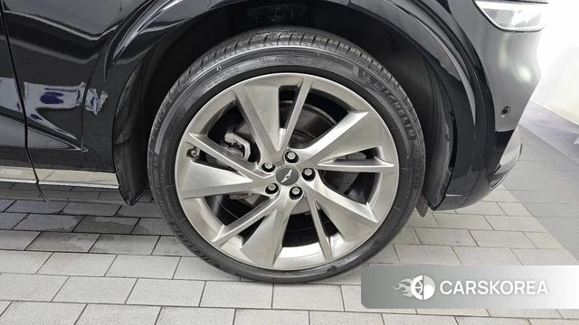 Genesis GV70 id 4688329 из Кореи 13