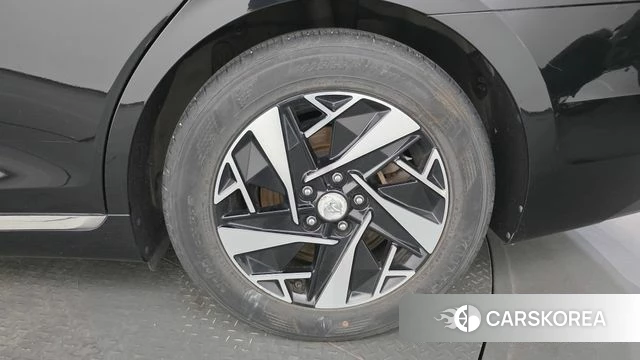 Hyundai The New Grandeur IG Hybrid id 4433854 из Кореи 13