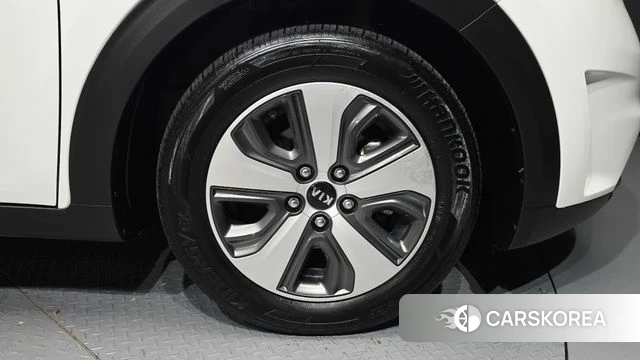 Kia Niro id 4491073 из Кореи 13