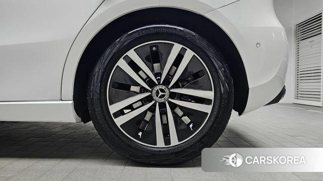 Mercedes-Benz A-Class W177 id 4408662 из Кореи 13