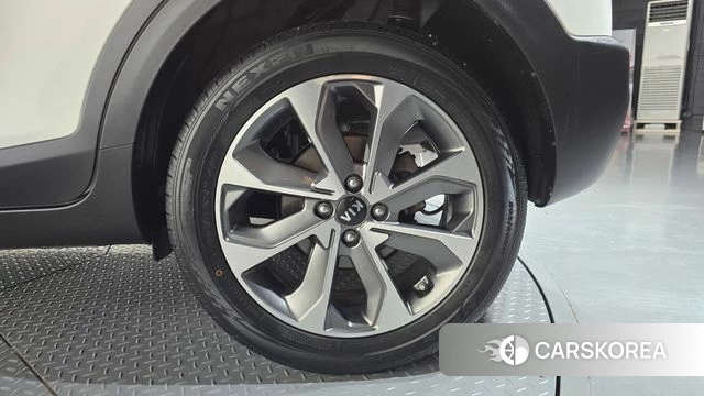 Kia Stonic id 4429831 из Кореи 13