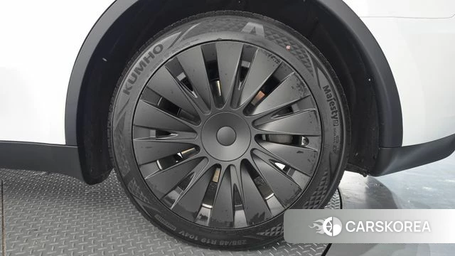 Tesla Model Y id 4720095 из Кореи 13