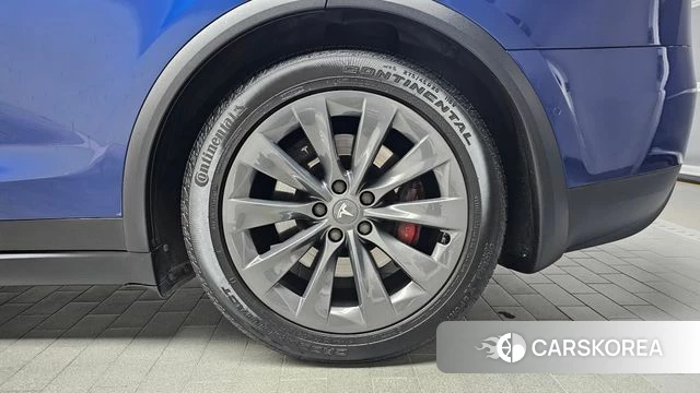 Tesla Model X id 4568401 из Кореи 13