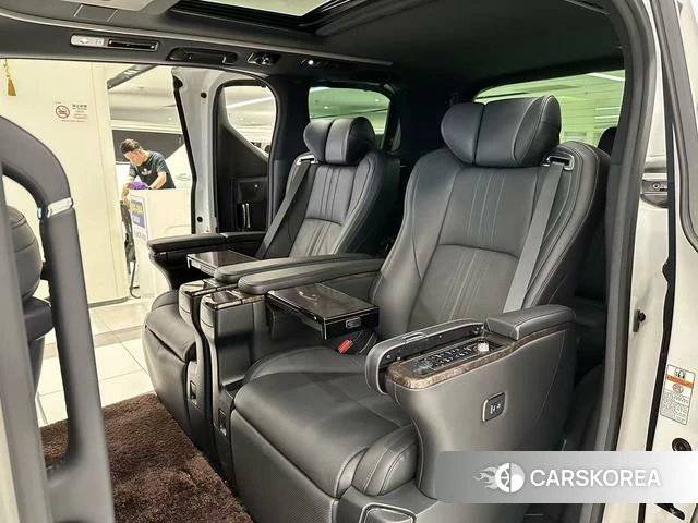 Toyota Elfa id 4222295 из Китая 13