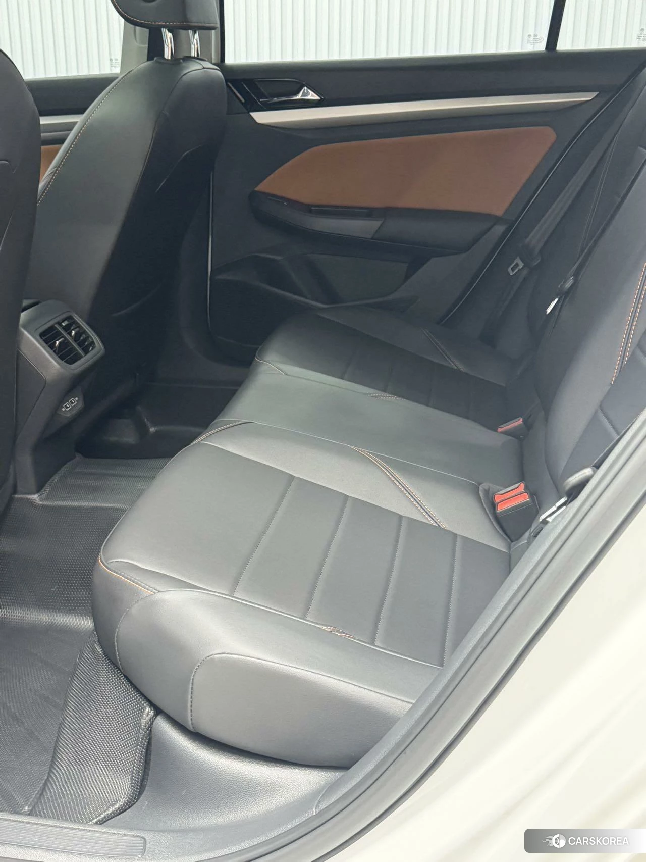 Volkswagen Bora id 4461498 из Китая 13