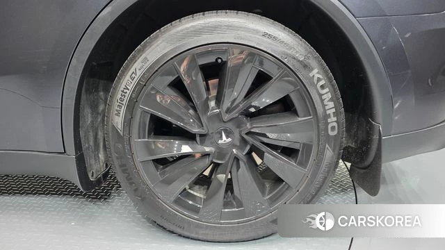 Tesla Model Y id 4847369 из Кореи 13