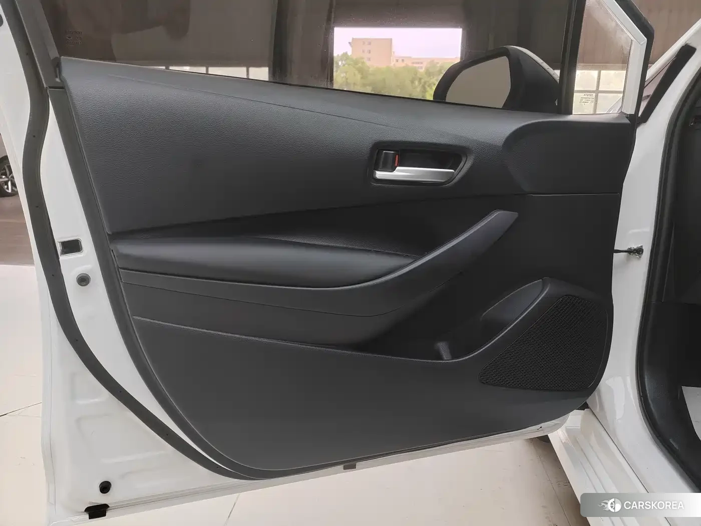 Toyota Corolla id 4583707 из Китая 13