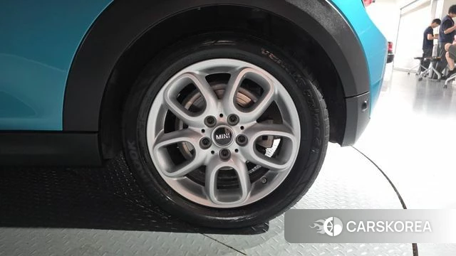 Mini Cooper Convertible id 4525433 из Кореи 13