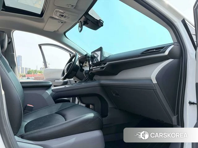 Toyota Saina id 4272926 из Китая 13