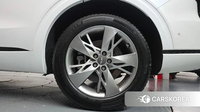 Genesis GV70 id 4894240 из Кореи 13