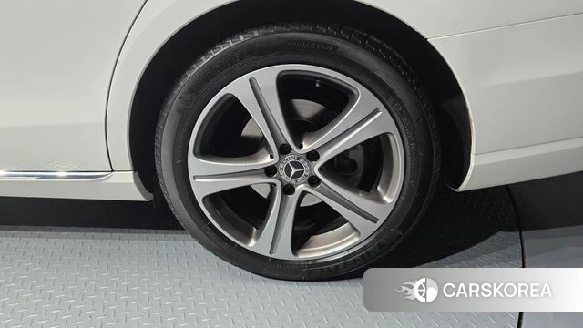 Mercedes-Benz E-Class W213 id 4620628 из Кореи 13
