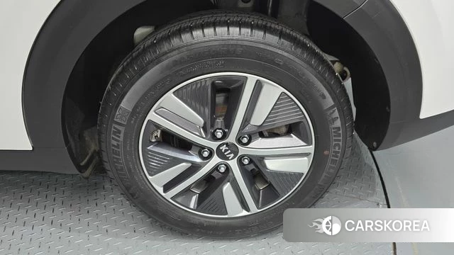 Kia The New Niro id 4330932 из Кореи 13