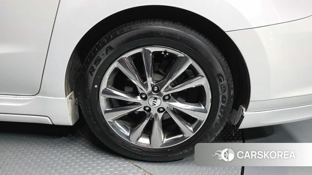 Kia The New Carnival id 4424393 из Кореи 13