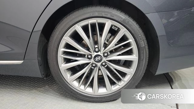 Hyundai Grandeur IG id 4225516 из Кореи 13