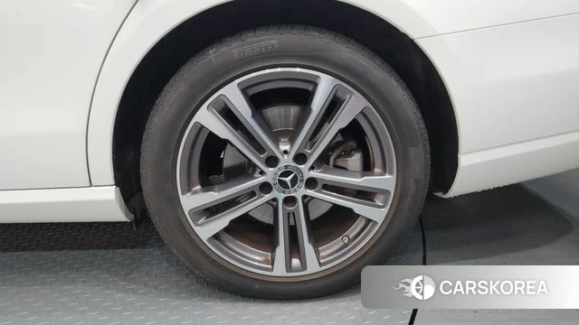 Mercedes-Benz E-Class W213 id 4355607 из Кореи 13