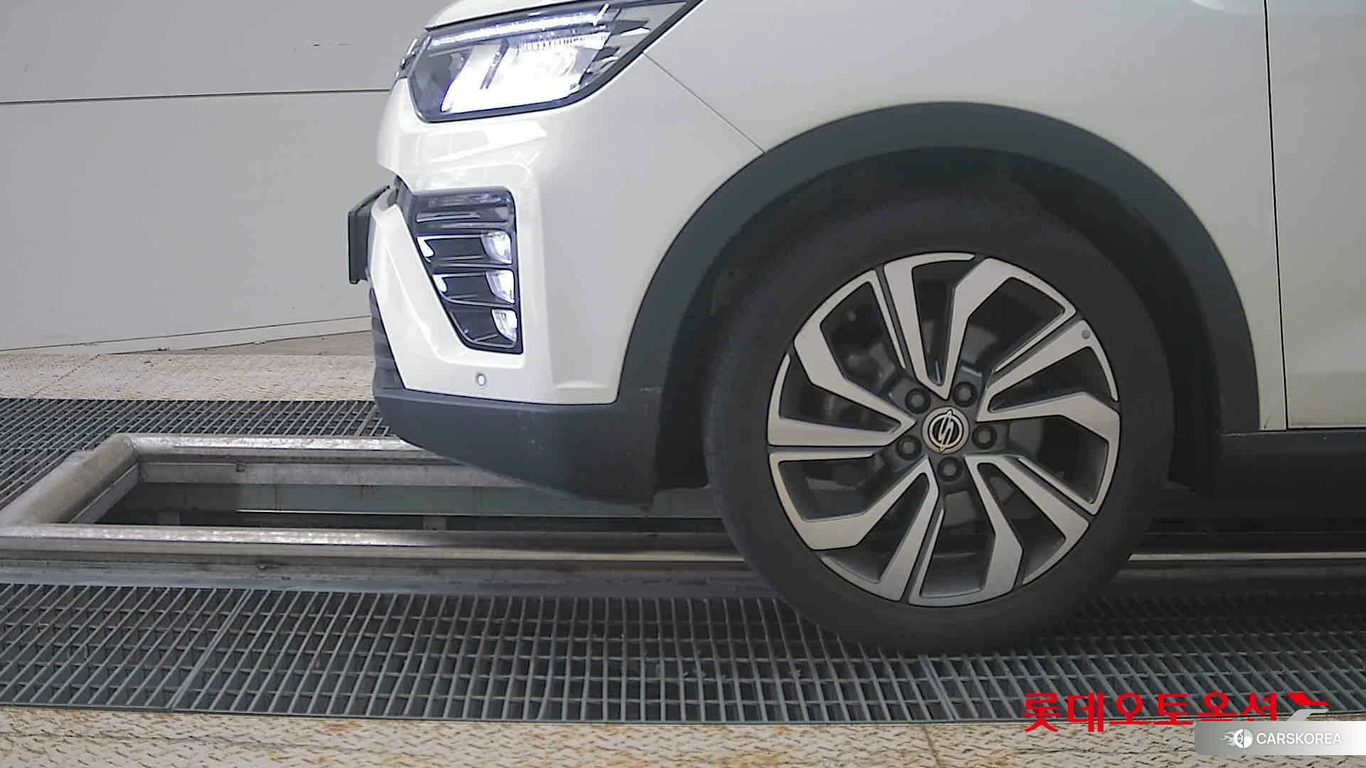 SsangYong Tivoli id 4909358 из Кореи 13
