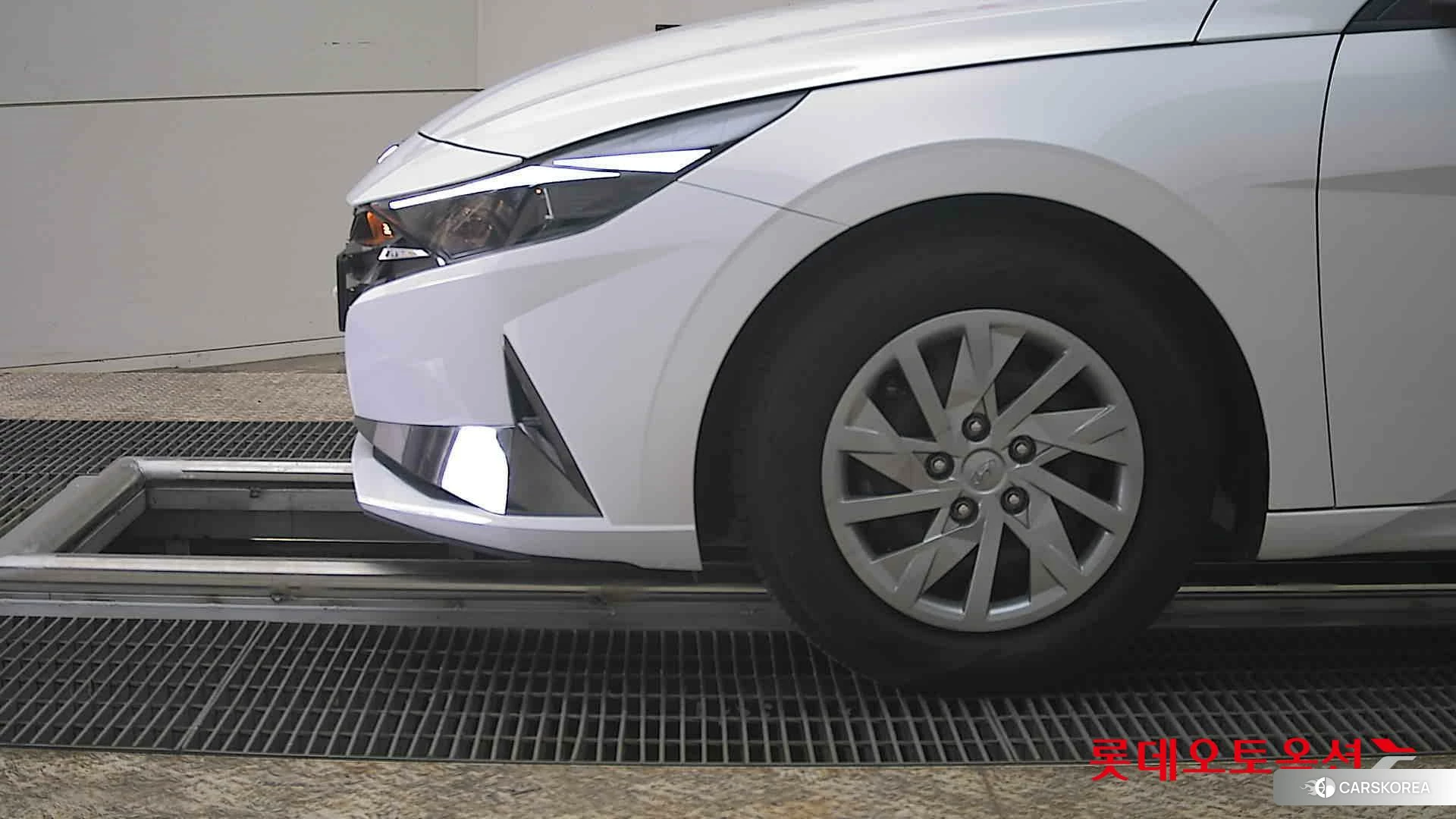 Hyundai Avante id 3869330 из Кореи 13