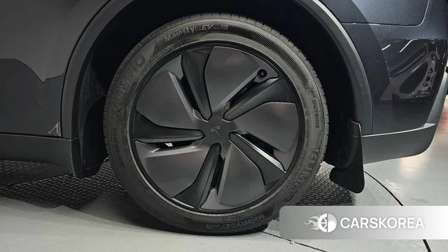 Tesla Model Y id 4279594 из Кореи 13